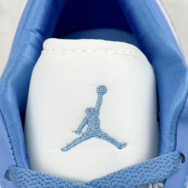 Air Jordan 1 Low University Blue
