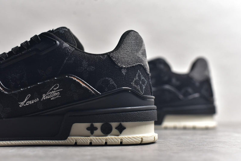 Louis Vuitton LV Treiner